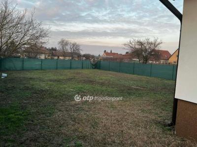 Eladó ikerház Albertirsa