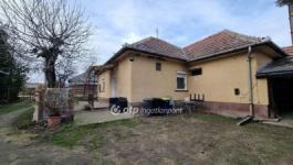 Eladó családi ház Kakucs