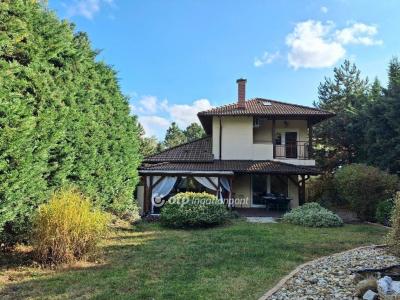 Eladó családi ház Érd