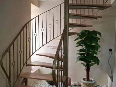 Eladó családi ház Érd