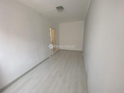Eladó lakás Pécs