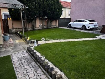 Eladó családi ház Pécs