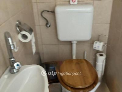 Eladó családi ház Pécs