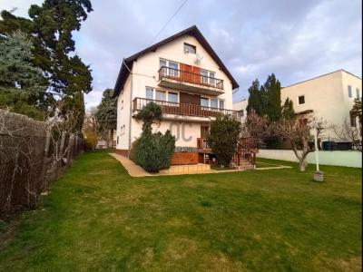 Eladó családi ház Budapest