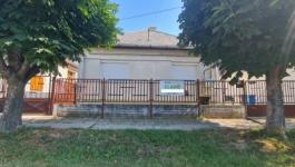 Eladó családi ház Balmazújváros