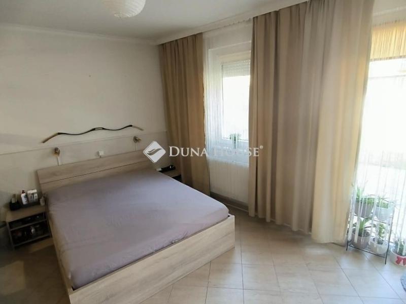 Eladó lakás Kecskemét