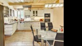 Eladó családi ház Mende