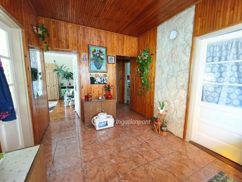 Eladó családi ház Kiszombor