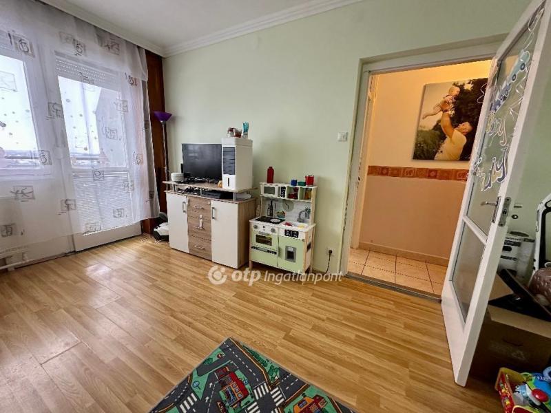 Eladó lakás Debrecen