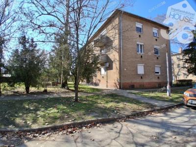 Eladó lakás Kecskemét