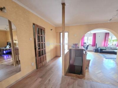 Eladó családi ház Fót