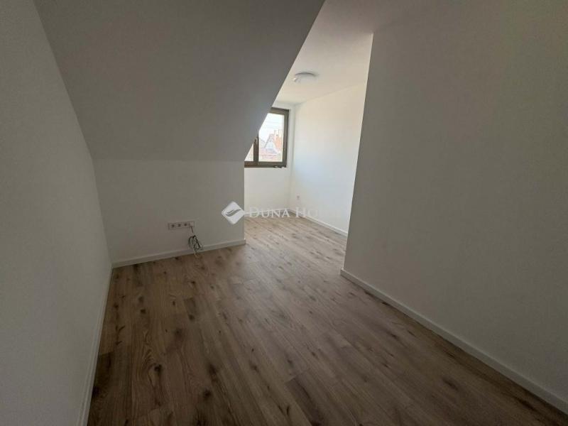 Eladó ikerház Tura