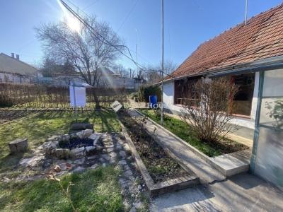 Eladó családi ház Pécel