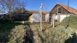 Eladó családi ház Pécel