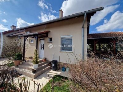 Eladó családi ház Maglód