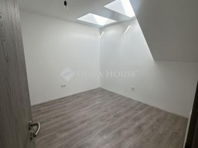 Eladó lakás Pellérd