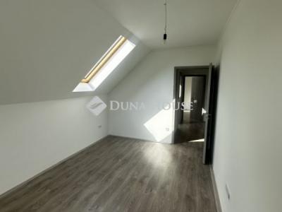 Eladó lakás Pellérd