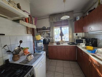Eladó családi ház Pécs