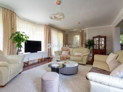 Eladó családi ház Budapest