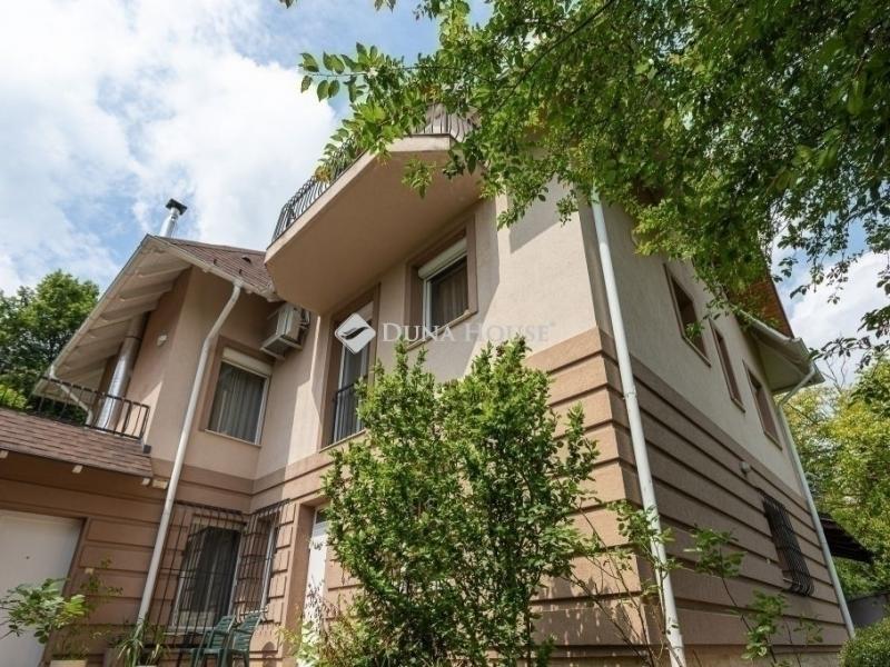 Eladó családi ház Budapest