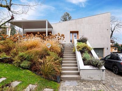 Eladó családi ház Budapest