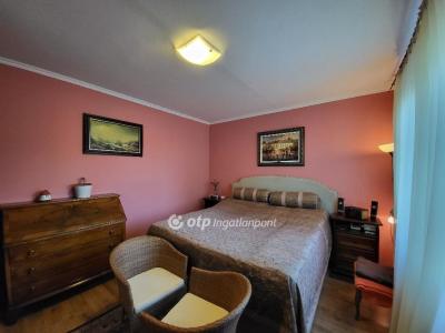 Eladó lakás Siófok