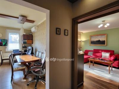 Eladó lakás Siófok