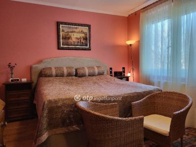 Eladó lakás Siófok