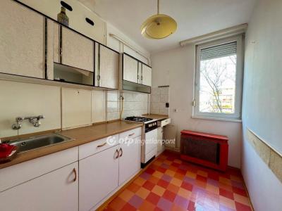 Eladó lakás Debrecen