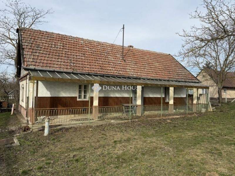 Eladó családi ház Kóka