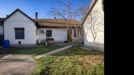 Eladó családi ház Üllő