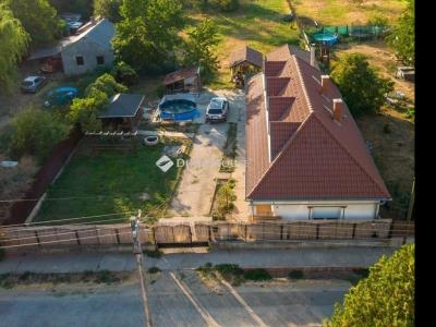 Eladó családi ház Nyáregyháza