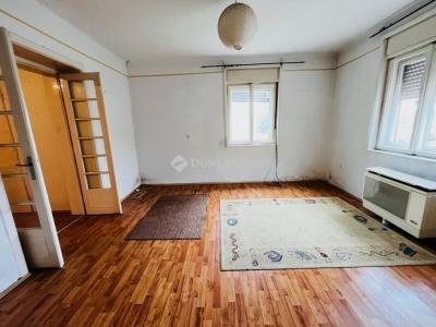 Eladó családi ház Tápiószecső