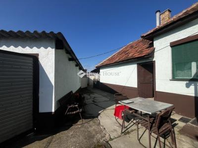 Eladó családi ház Jászfényszaru