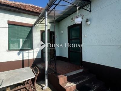 Eladó családi ház Jászfényszaru