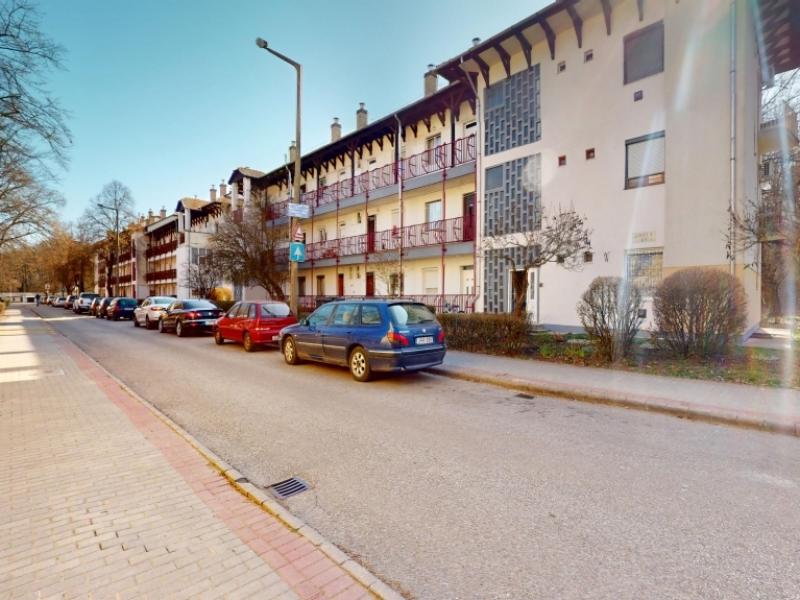 Eladó lakás Tiszaújváros