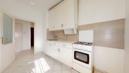 Eladó lakás Tiszaújváros