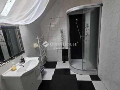 Eladó családi ház Budapest