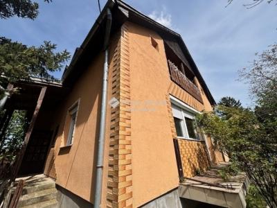 Eladó családi ház Budapest