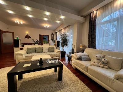 Eladó családi ház Budapest