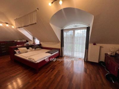 Eladó családi ház Budapest