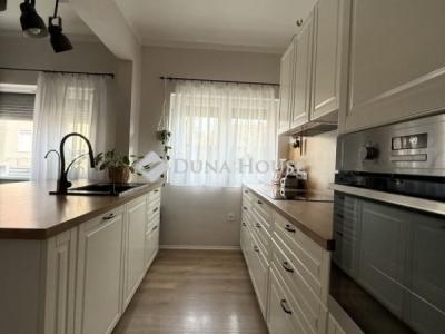 Eladó lakás Pécs