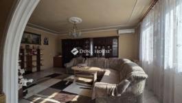 Eladó családi ház Szolnok