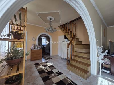 Eladó családi ház Szolnok