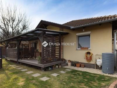 Eladó lakás Gyömrő