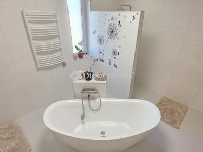 Eladó családi ház Nagytarcsa