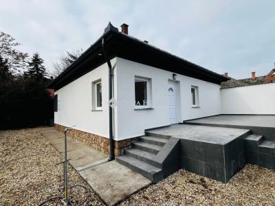 Eladó családi ház Nagykáta