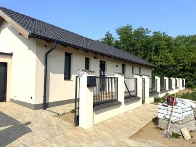 Eladó ikerház Vasad