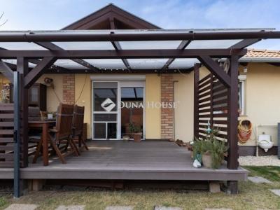 Eladó lakás Gyömrő