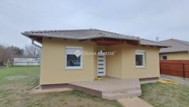 Eladó családi ház Csévharaszt